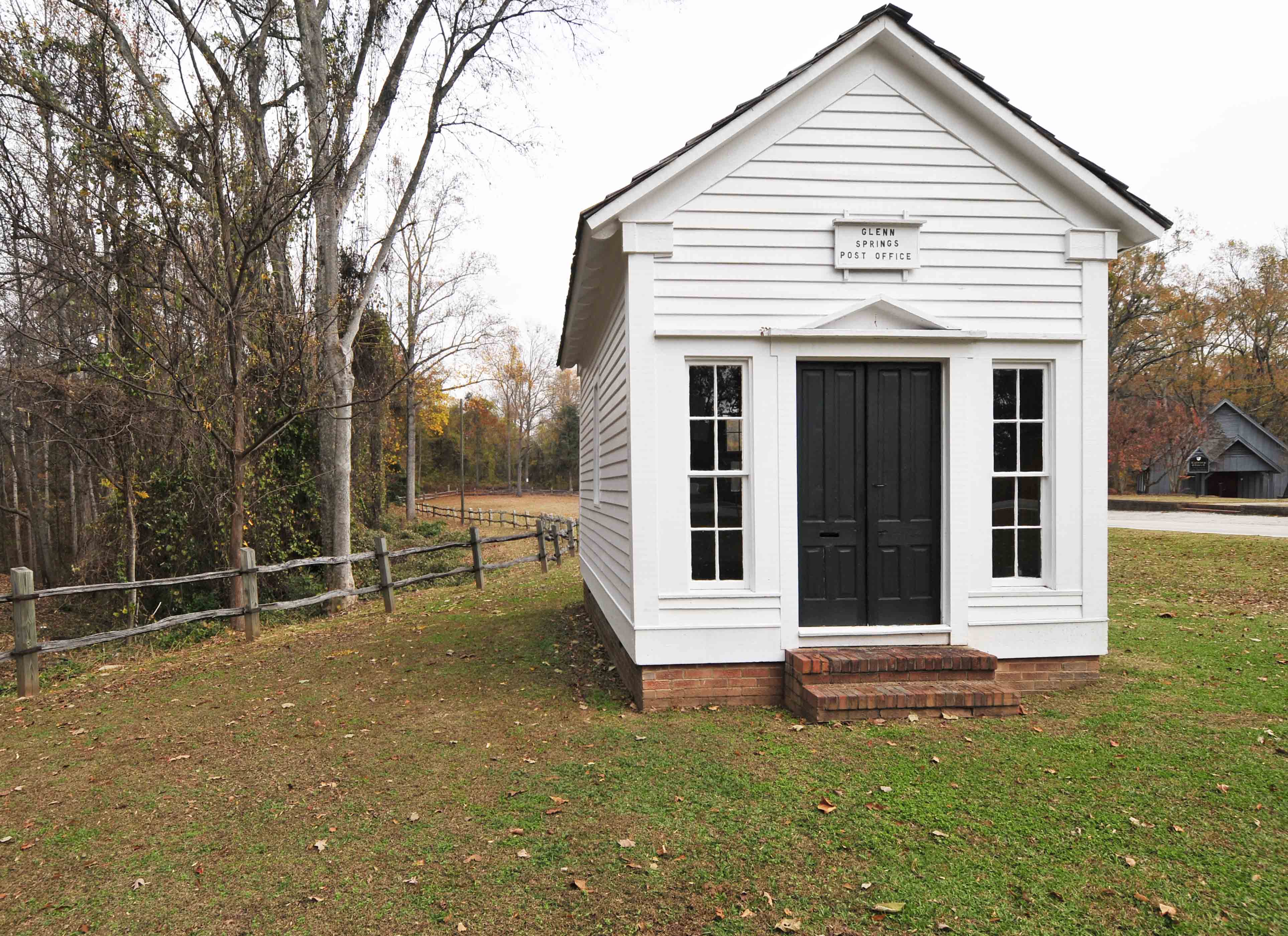 Spring post. Spartanburg historic District Спартанберг. Спартанберг. Merwede Springs History.