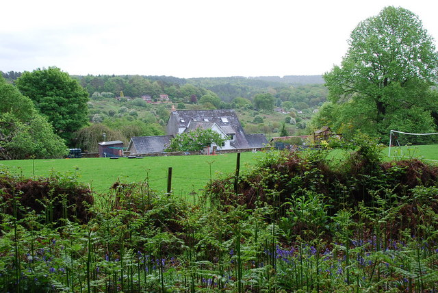 File:House and Buildings - geograph.org.uk - 1319028.jpg