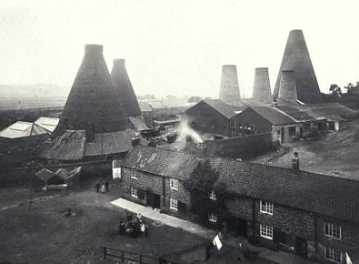 The distinctive glass cones of Lemington Glass Works, Newcastle upon Tyne, c. 1900