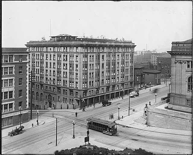 File:Lincoln Hotel, Seattle, ca 1911 (MOHAI 1898).jpg