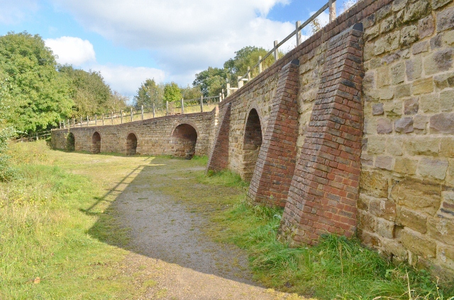 File:Moira - Limekilns - geograph.org.uk - 3165966.jpg