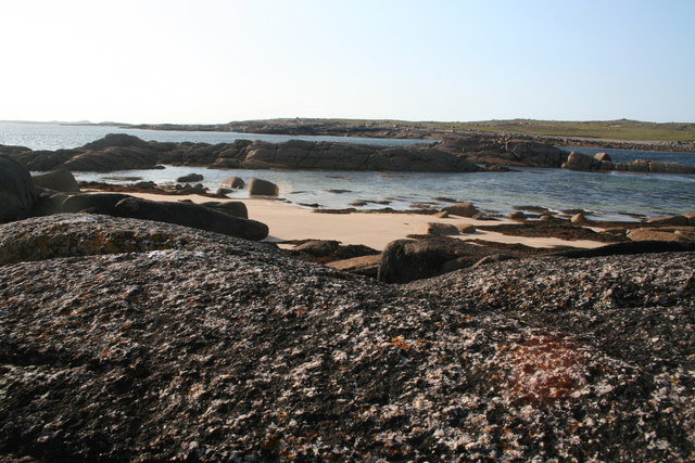 File:Omey Island, bay on western side - geograph.org.uk - 378535.jpg