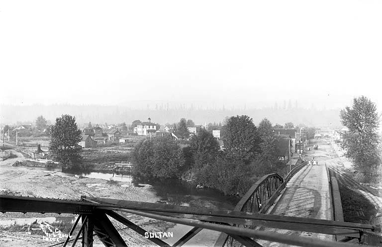 File:Overview of Sultan from the bridge, ca 1913 (PICKETT 764).jpeg