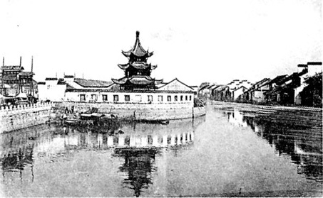 File:Qinhuai River and Fuzi Miao by Alfons von Mumm.jpg