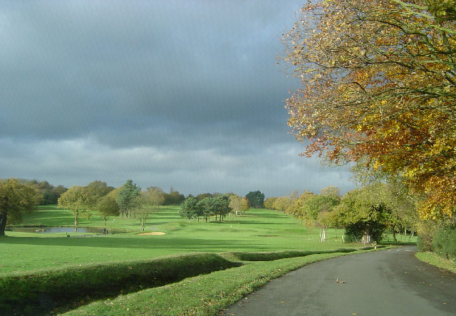 File:Rickmansworth, Moor Park Golf Course - geograph.org.uk - 86601.jpg