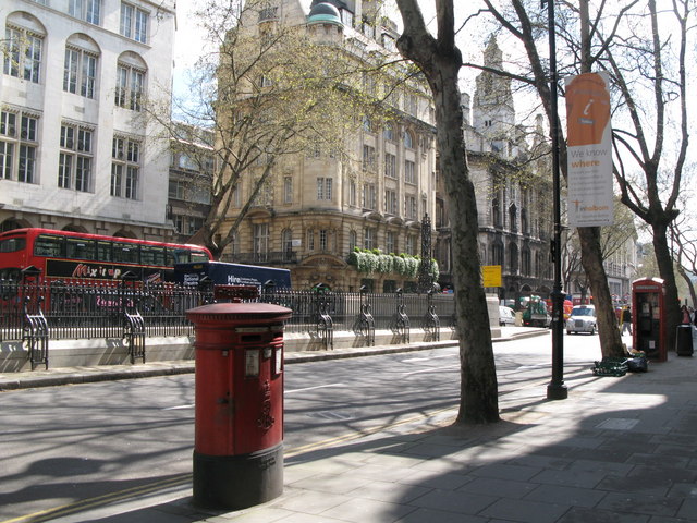 File:Southampton Row, WC1 - geograph.org.uk - 1304511.jpg