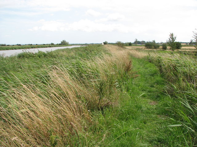 File:The Wherryman's Way - to Hardley Staithe - geograph.org.uk - 1419468.jpg