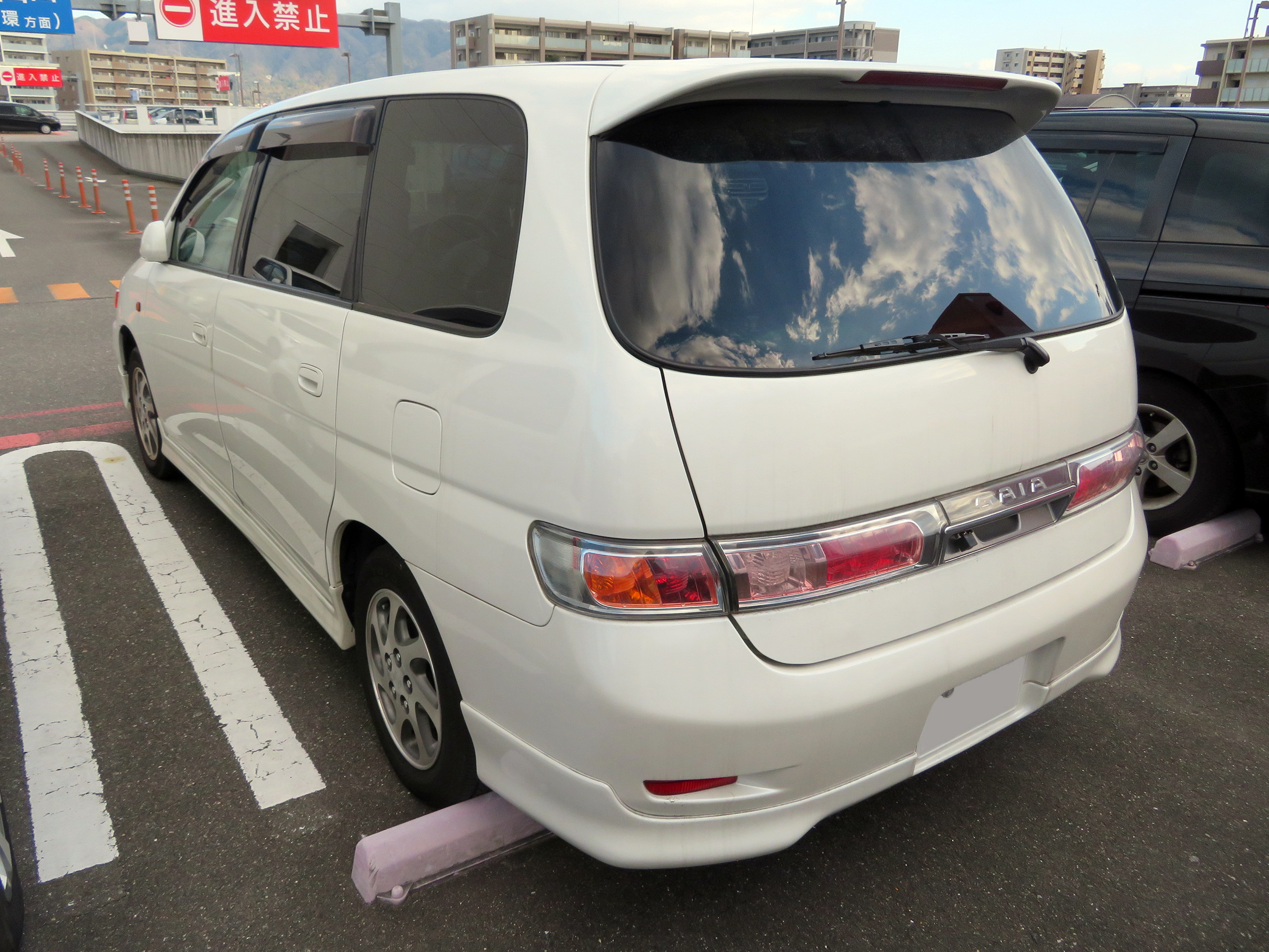Тойота Гайя на обвесах Япония