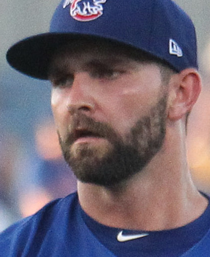 File:Tyler Chatwood rehabbing for the Cubs (42507394110) (cropped).jpg