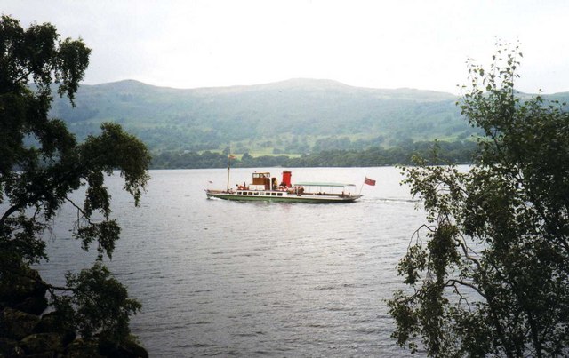 File:Ullswater steamer from near Geordie's Crag - geograph.org.uk - 629961.jpg