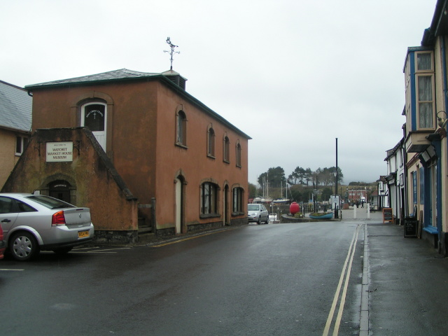 File:Watchet Market House Museum (geograph 3410404).jpg