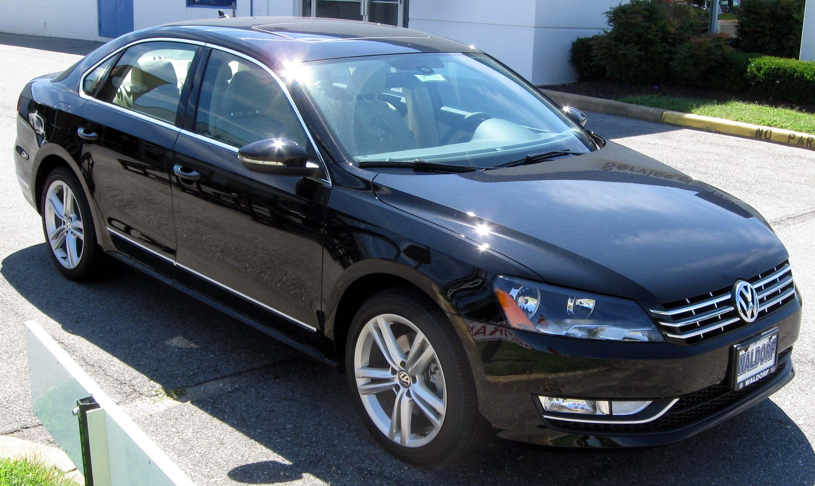 2012_Volkswagen_Passat_SEL_TDI_--_08-31-