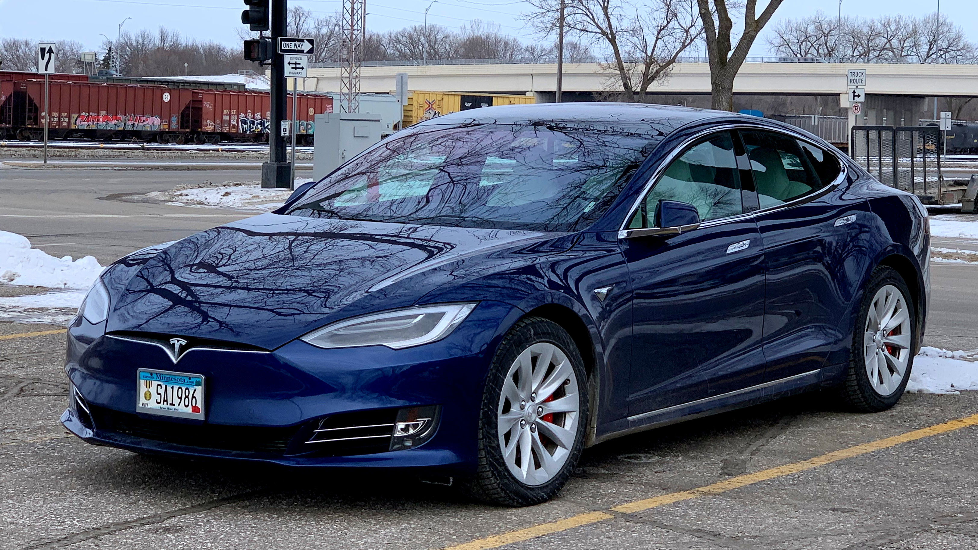 Tesla Model S - Wikipedia