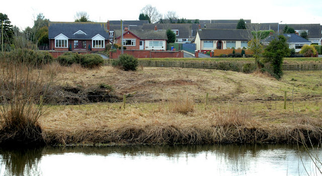 File:Bungalows by the Lagan, Lisburn - geograph.org.uk - 1749604.jpg