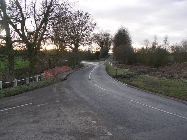 File:Crossroads - geograph.org.uk - 321318.jpg