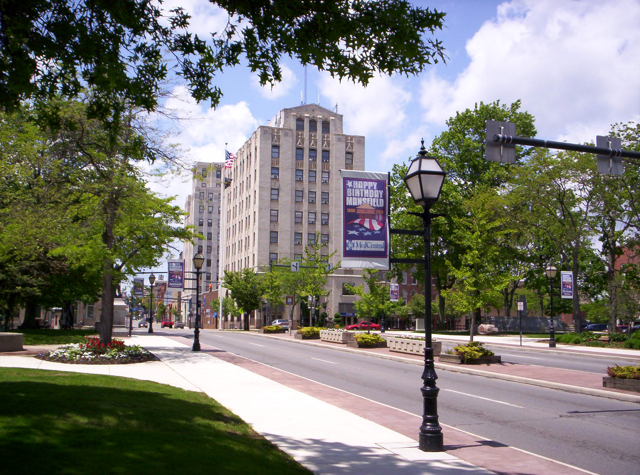 File:Downtown Mansfield OH.JPG - Wikimedia Commons