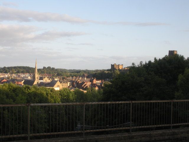 File:Durham city, from the train - geograph.org.uk - 1480355.jpg