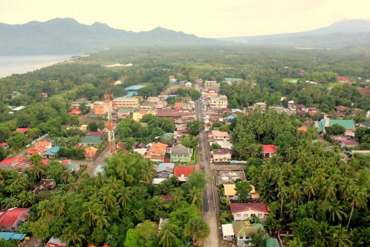 File:Hinunangan Town Proper Aerial View.jpg