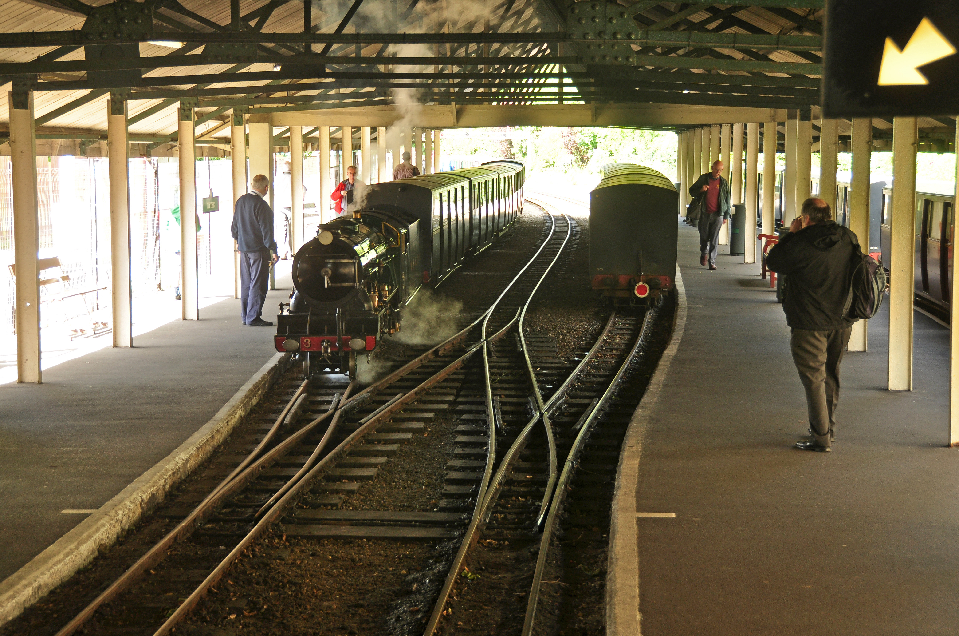 railway station (Romney, Hythe and Dymchurch -