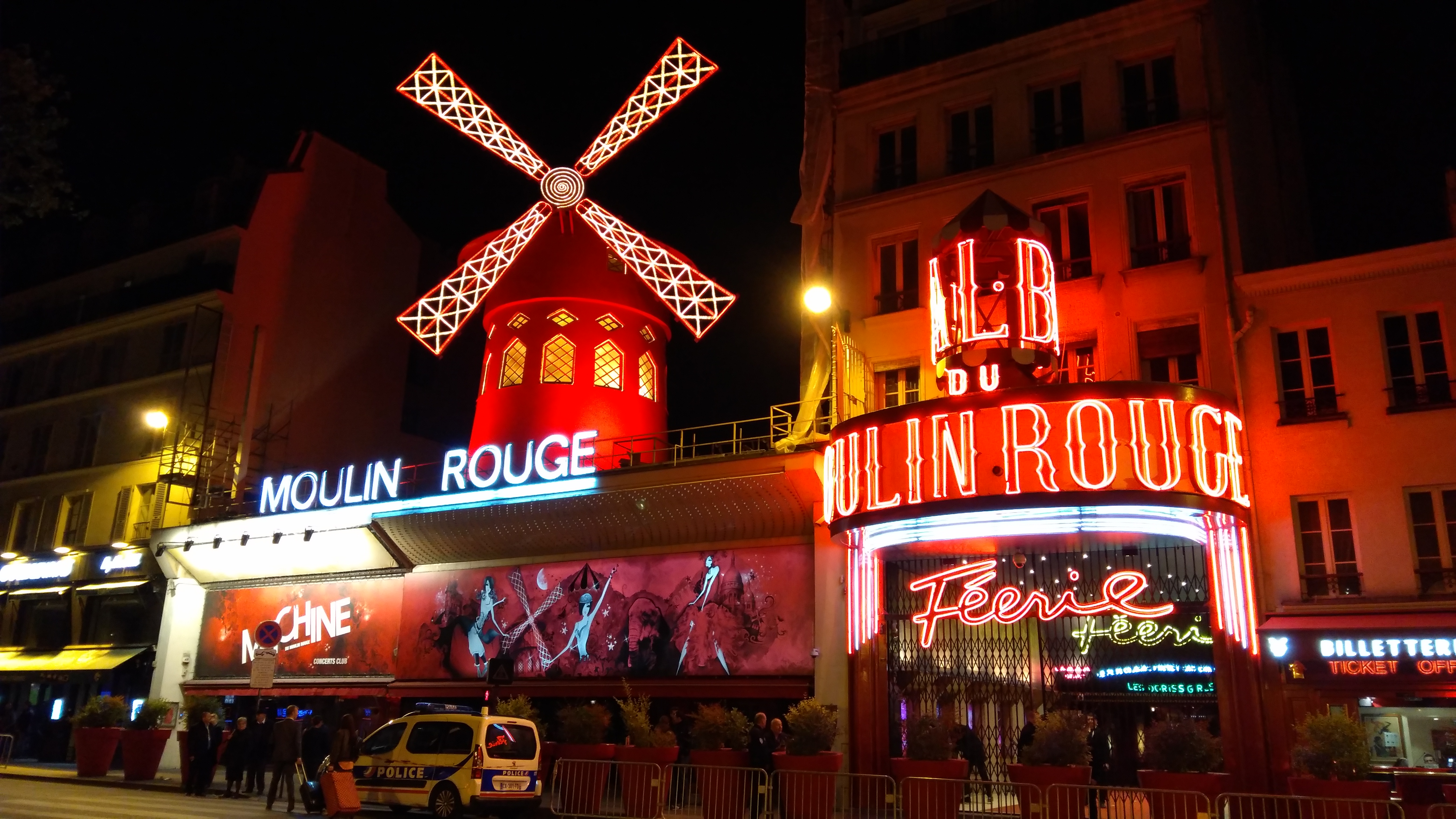 File:Le Moulin Rouge Paris 18ème.jpg - Wikimedia Commons - 4160 x 2340 jpeg 2561kB