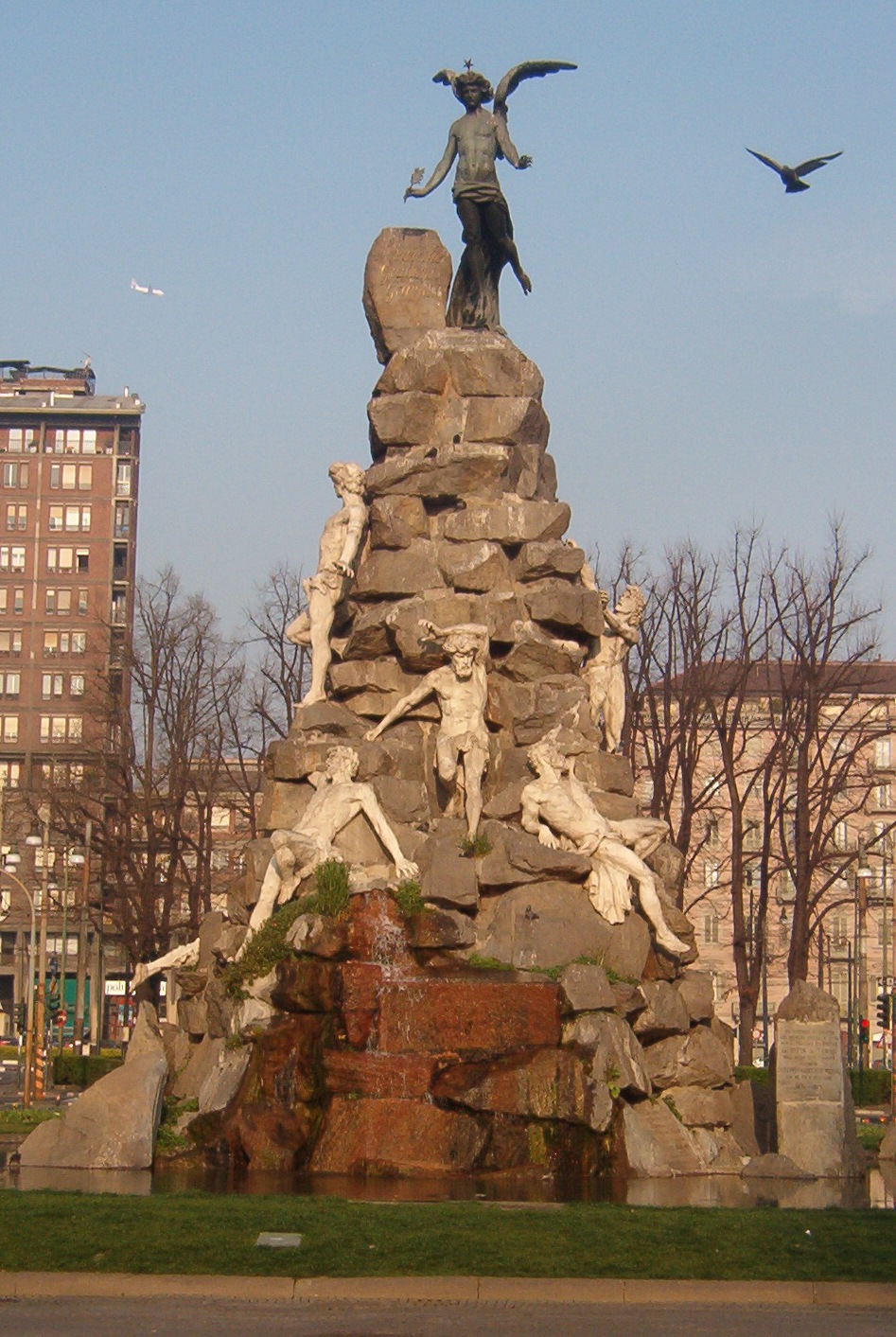 Monumento_caduti_Frejus_Torino