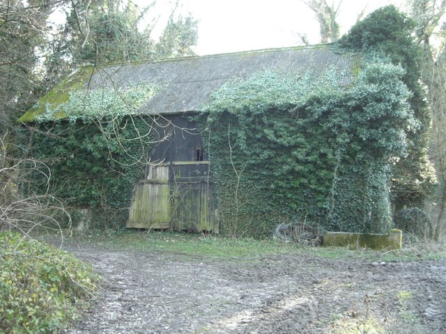 File:Newtimber, by Round Hill - geograph.org.uk - 644763.jpg