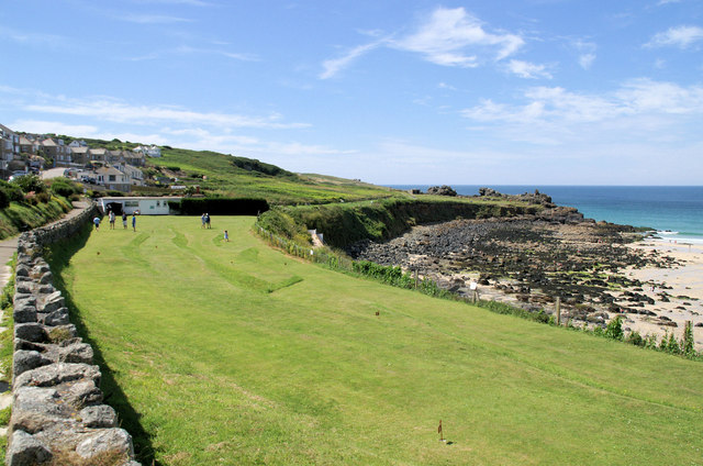 File:Putting Green, St Ives - geograph.org.uk - 894486.jpg