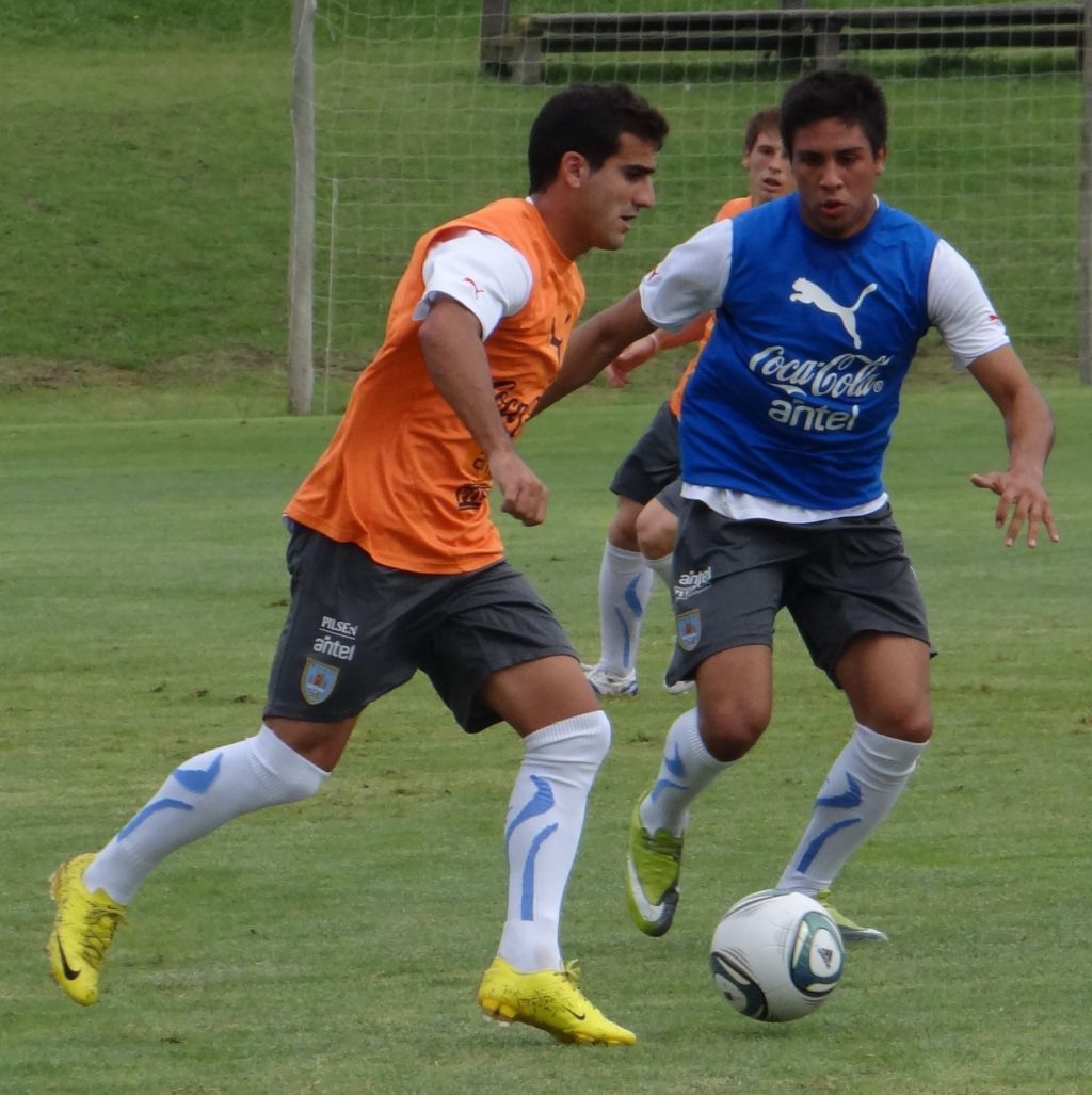 Rodrigo en una práctica de la [[Selección Uruguaya de Fútbol