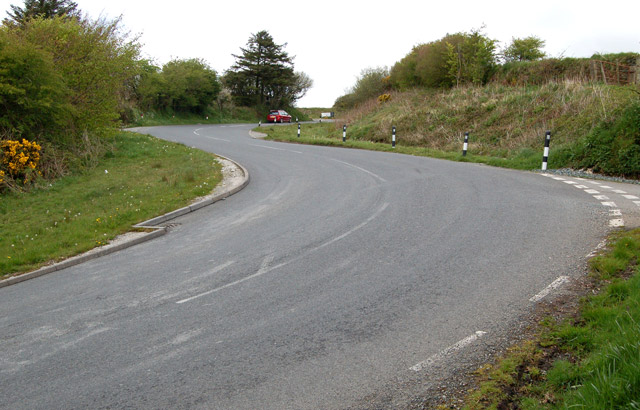 File:S-bend at Slaughterbridge - geograph.org.uk - 1285157.jpg