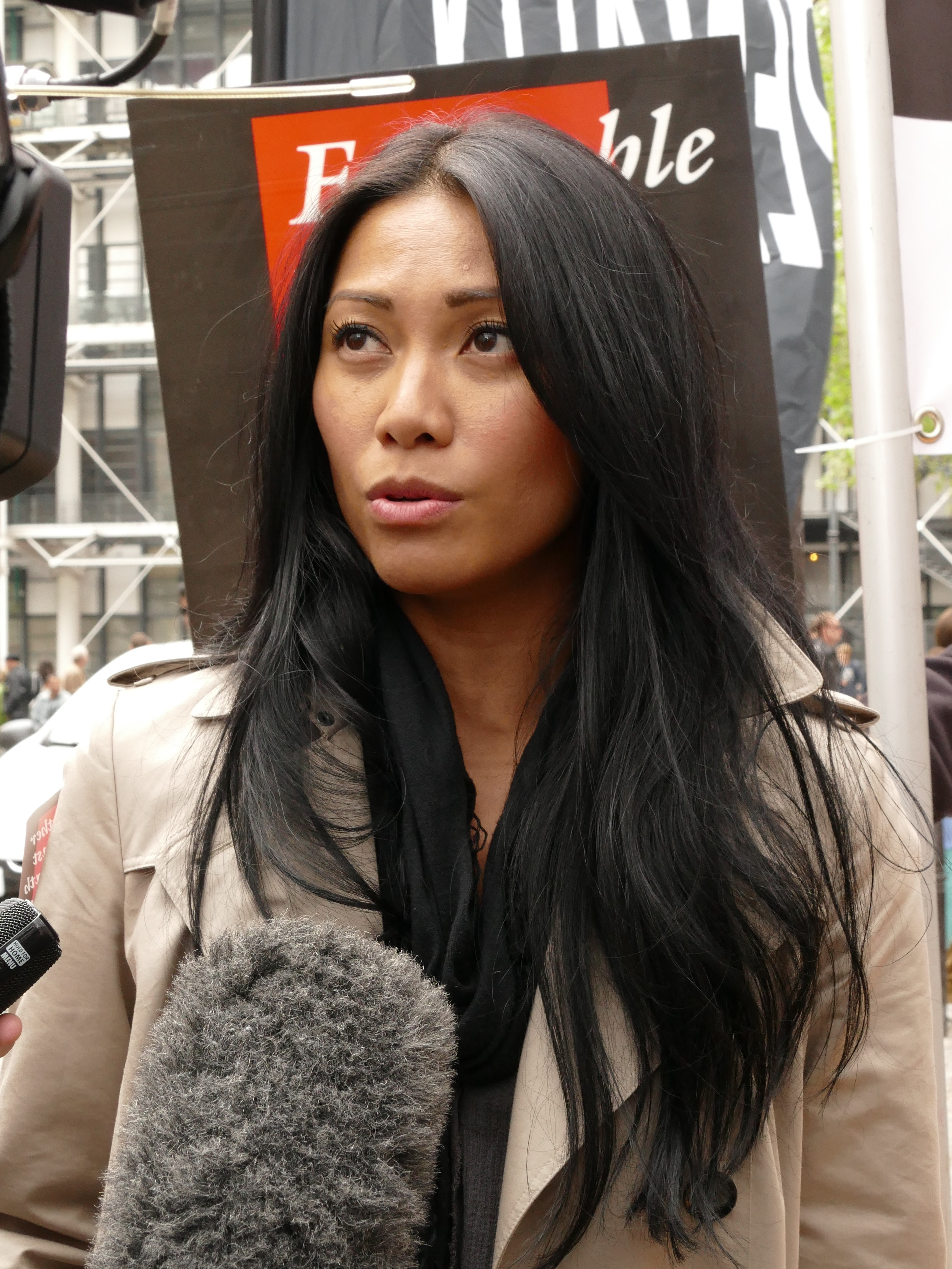 Anggun Wikipedia