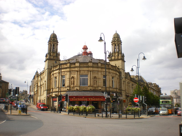 File:The Victoria Theatre - geograph.org.uk - 1428834.jpg