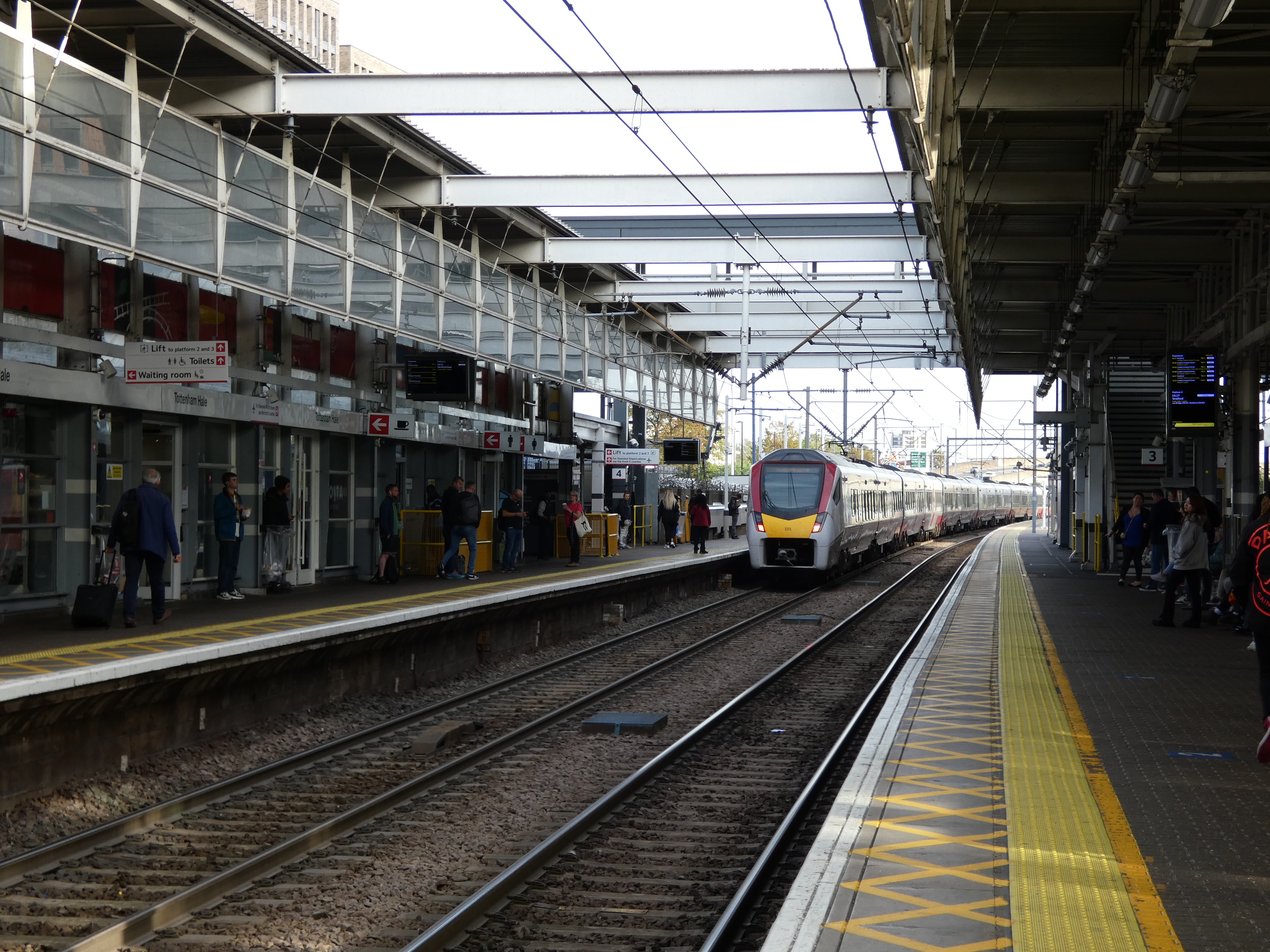 Tottenham Hale station Wikipedia