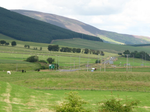 File:Upper Clyde Valley - geograph.org.uk - 1135148.jpg