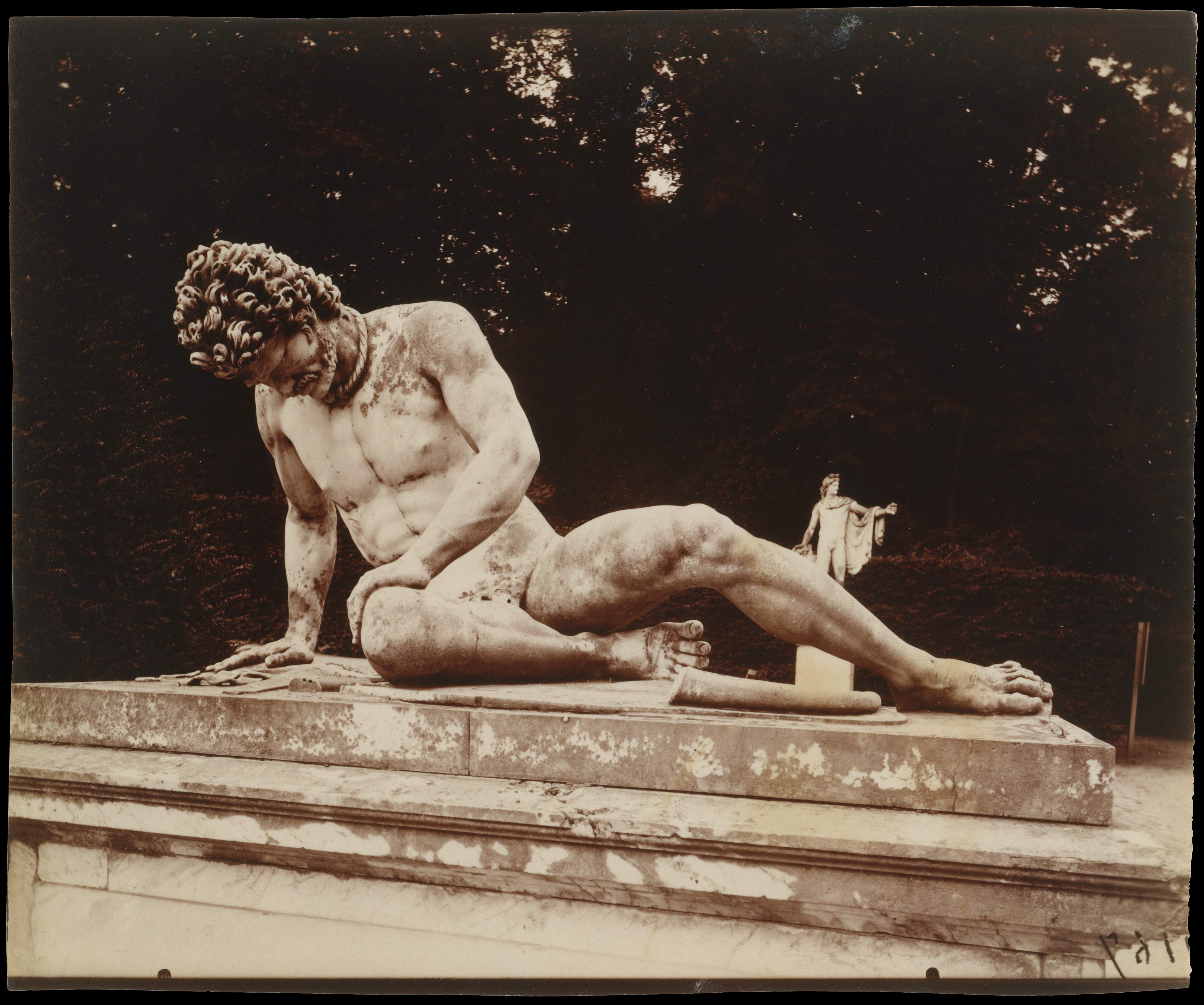 Умирающий гладиатор. Древнегреческая скульптура "умирающий Галл". «Умирающий Гладиатор» (1836):. Эллинские статуи умирующий Гал. Гладиатор скульптура.