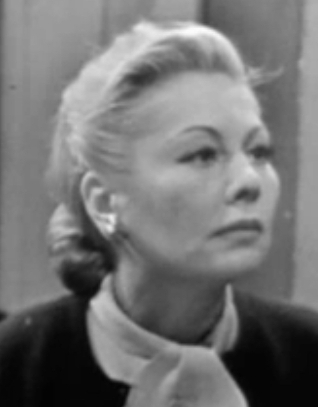 Cummings in an episode of ''[[Tales of Tomorrow]]'' (1952)