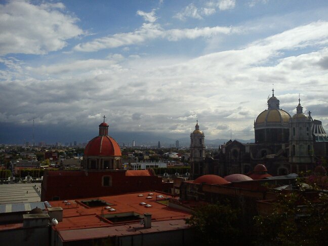 File:Vista a la Antigua Basílica de Guadalupe.jpg