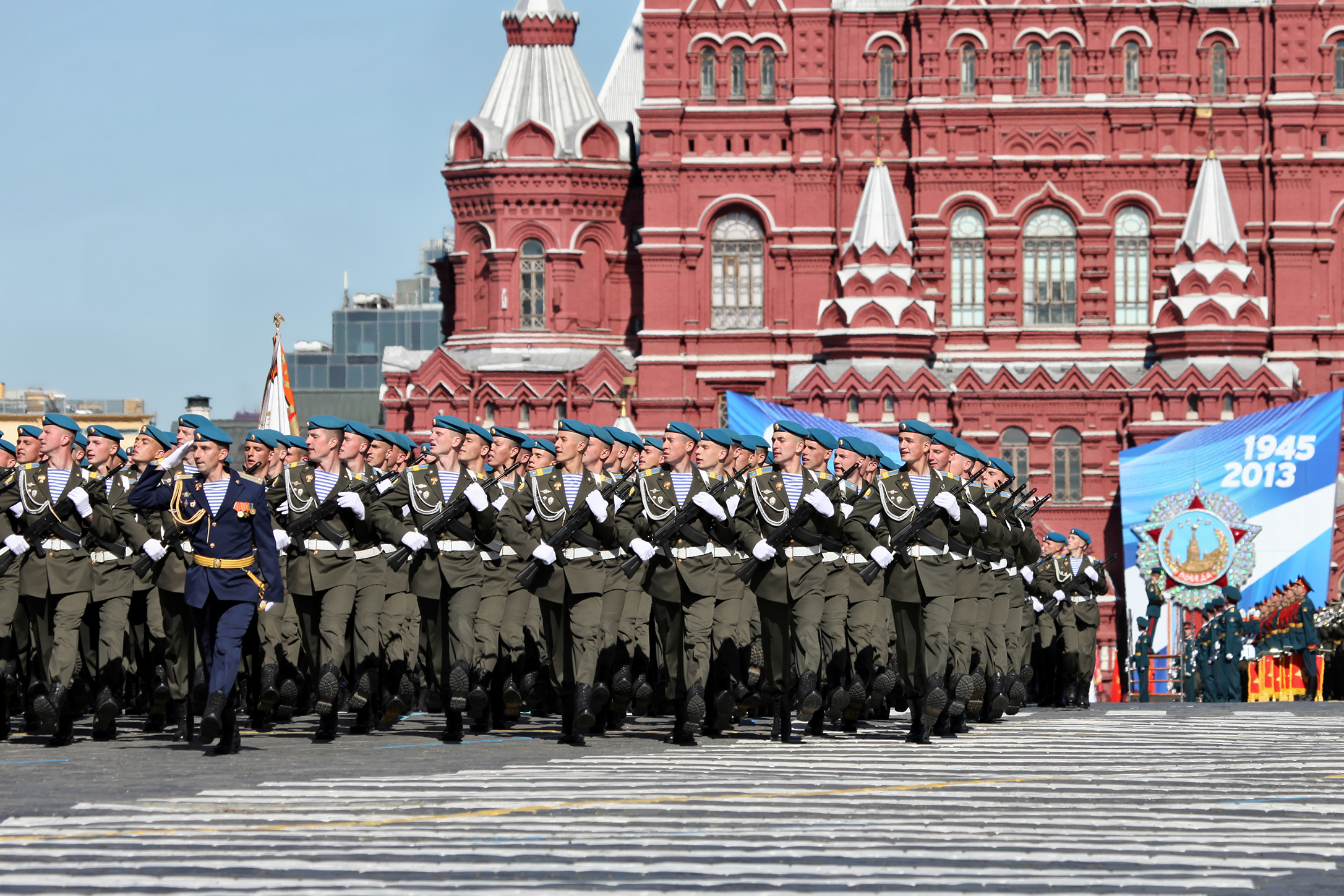 Фото парадов победы разных лет