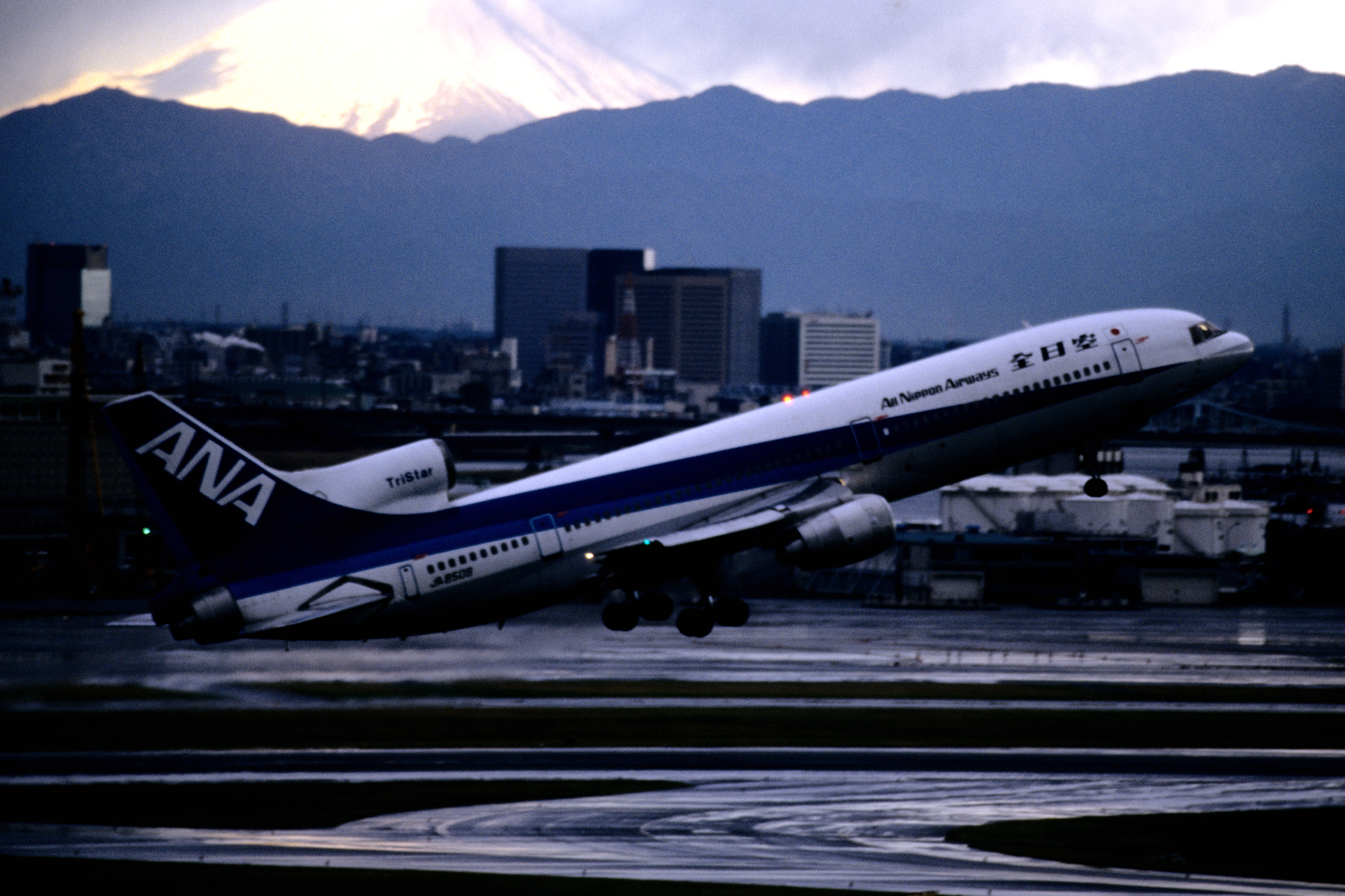 File:All Nippon Airways Lockheed L-1011-385-1 Tristar 1 (JA8509