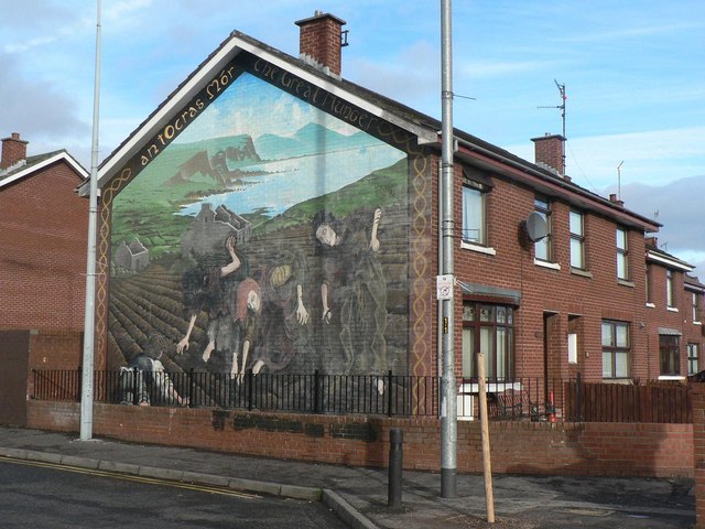 File:Belfast, an apolitical mural - geograph.org.uk - 611300.jpg