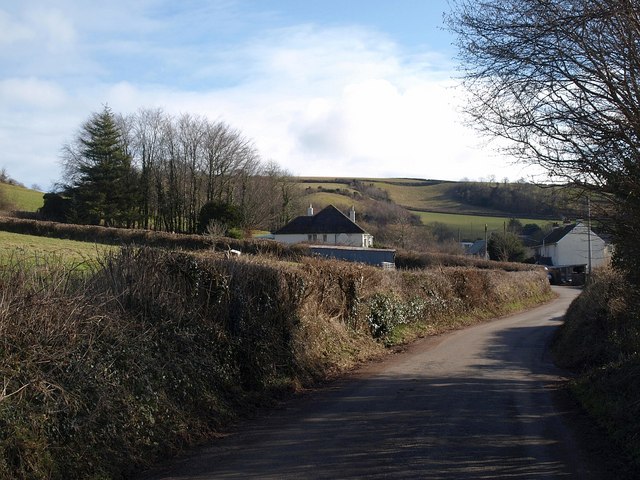 File:Buildings at Daccombe - geograph.org.uk - 1727202.jpg