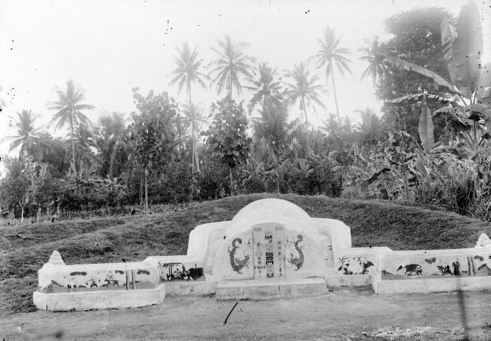 File:COLLECTIE TROPENMUSEUM Chinees graf TMnr 10003731.jpg