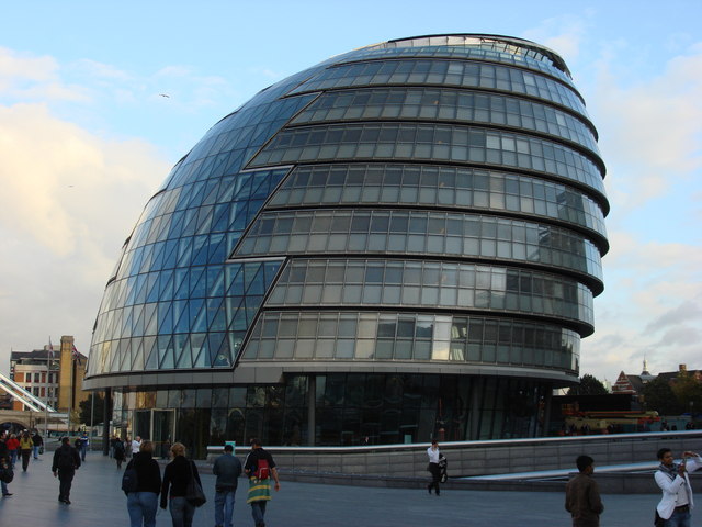 File:City Hall, London - geograph.org.uk - 569516.jpg