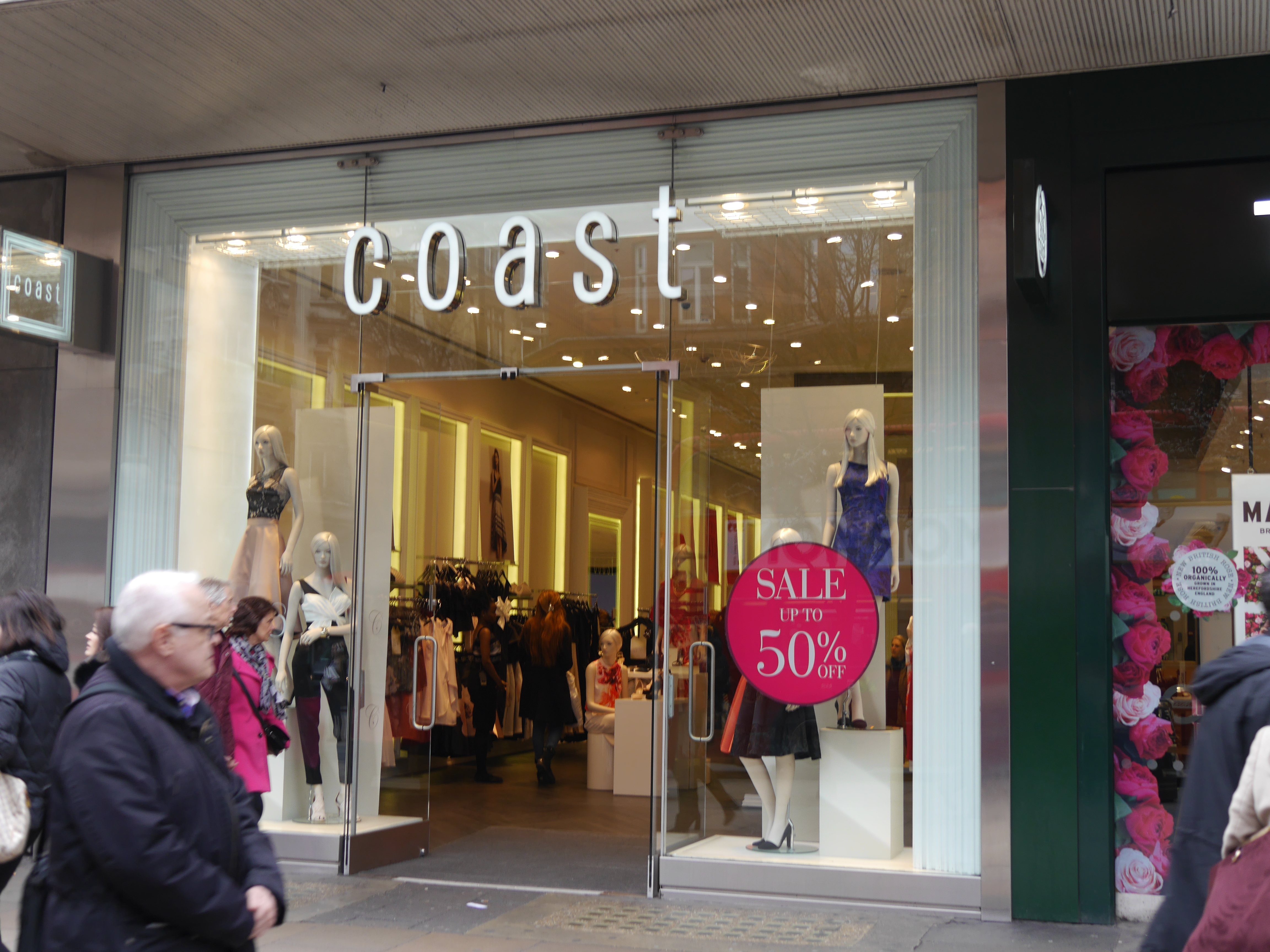 File:Coast store, Oxford Street, London, March 2016 02.jpg - Wikipedia