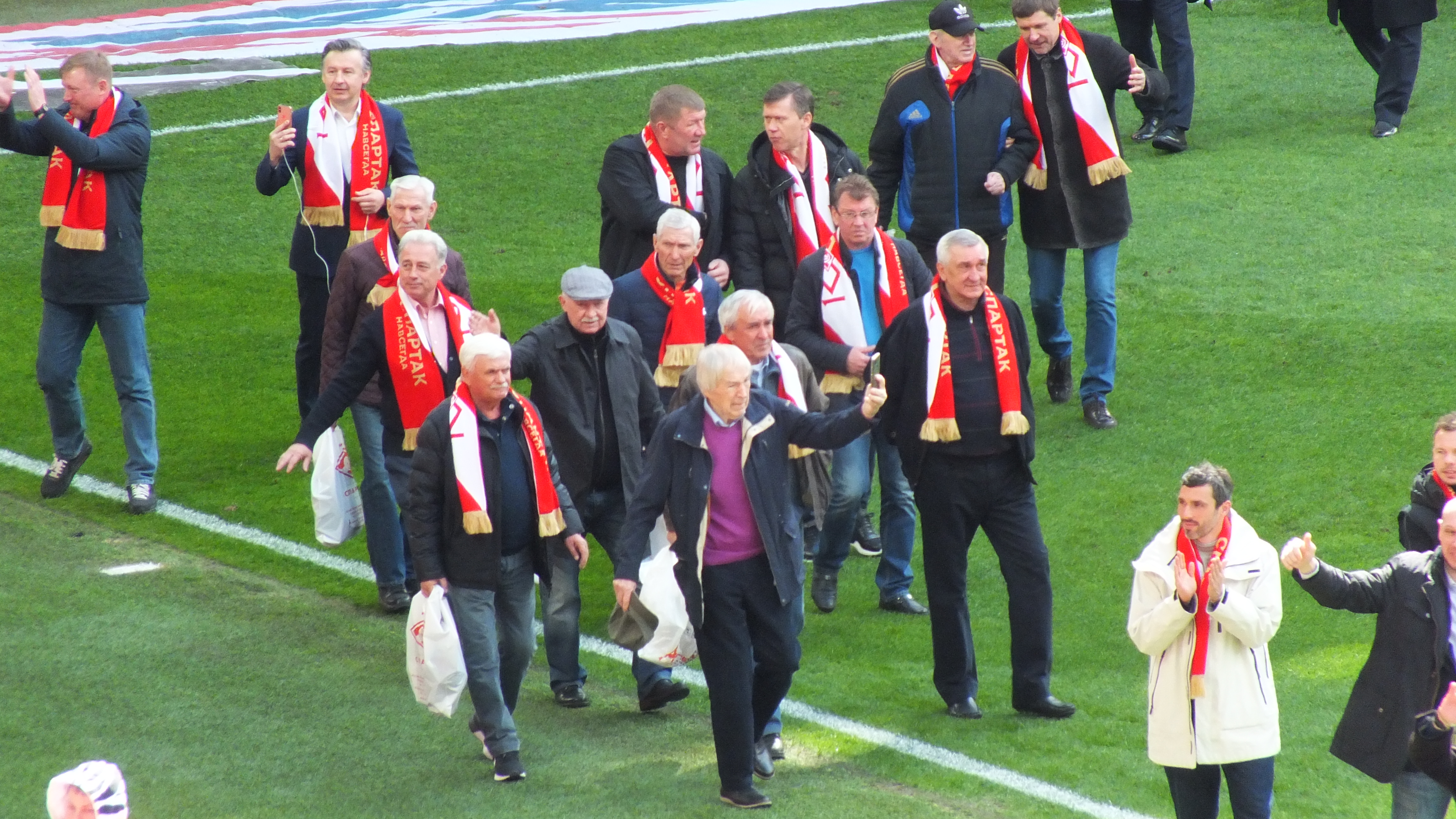 File:FC Spartak Moscow vs. FC Krylia Sovetov Samara, 1 May 2022, dear  guests of Spartak (02).jpg - Wikimedia Commons