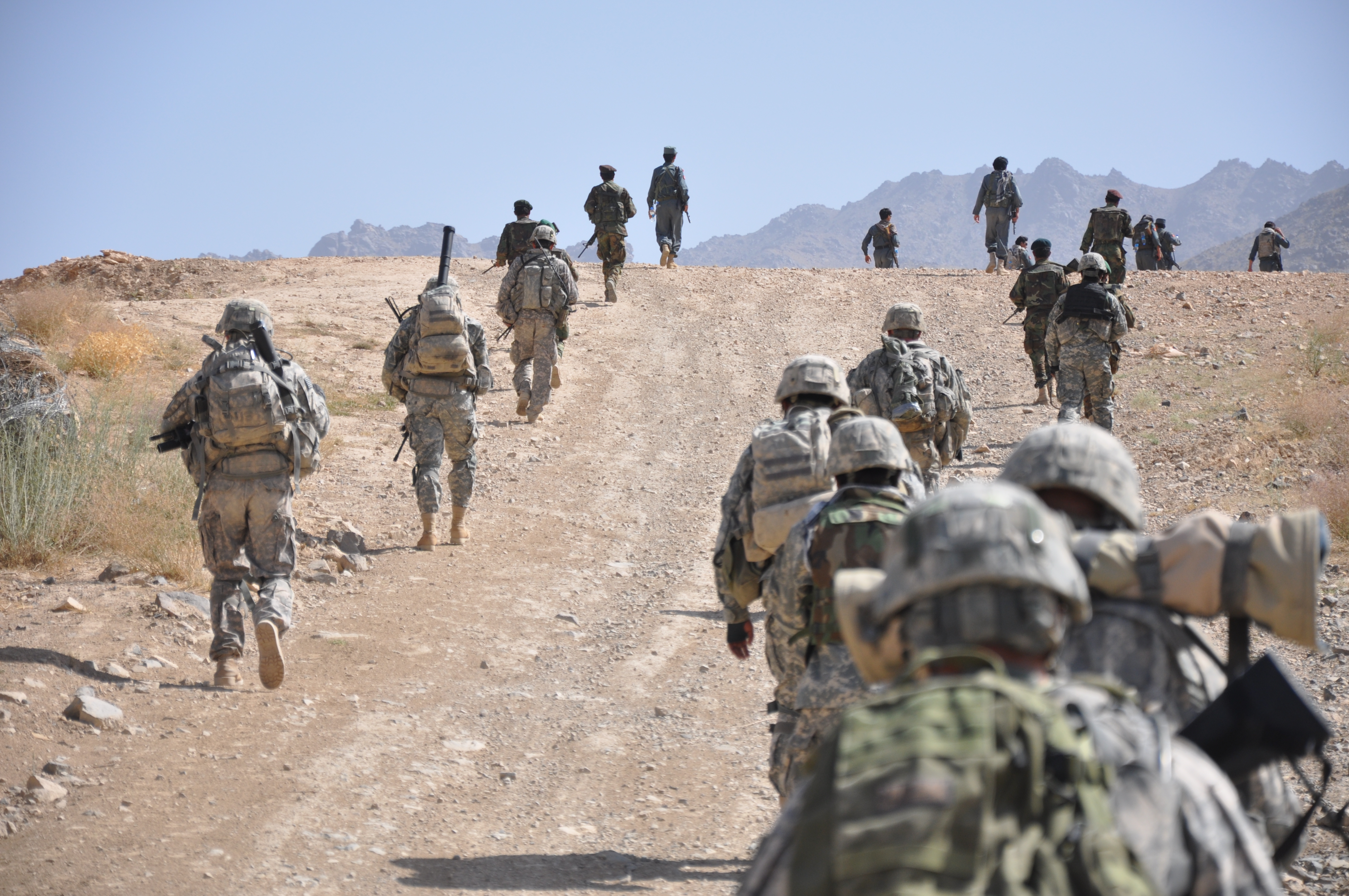 Американские военные афганистан. Армия США В Афганистане 2001. Талибы в Афганистане 2001-2014.