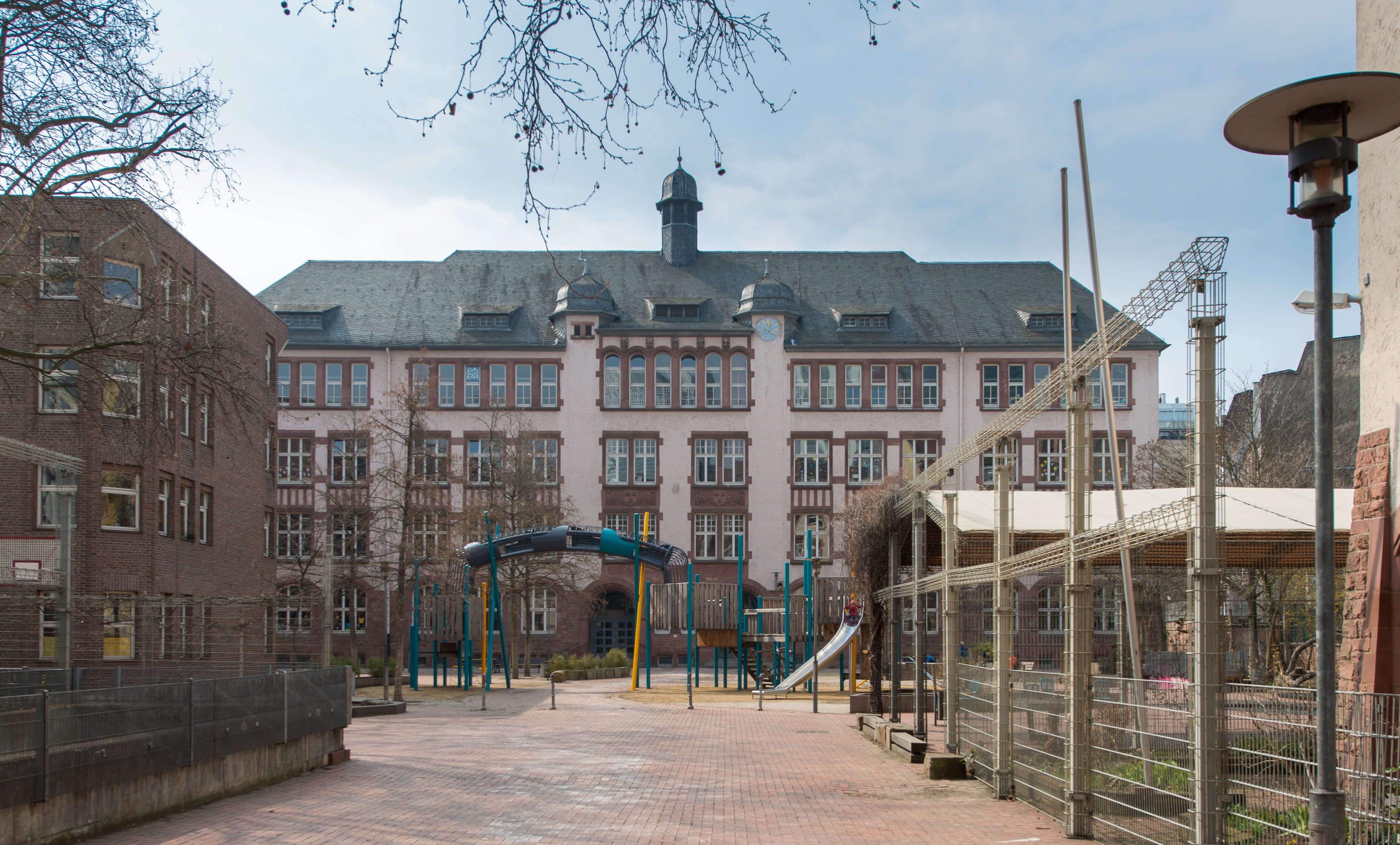 File Frankfurt Moselstrasse 11 Karmeliterschule 20130328 Jpg Wikimedia Commons