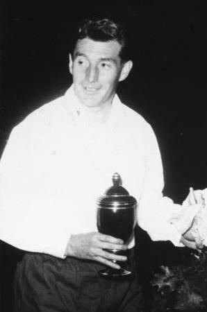 <span class="mw-page-title-main">Fritz Walter</span> German footballer (born 1920)