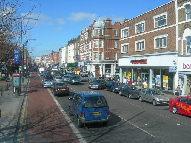 File Kilburn High Road 2 geograph 143850.jpg