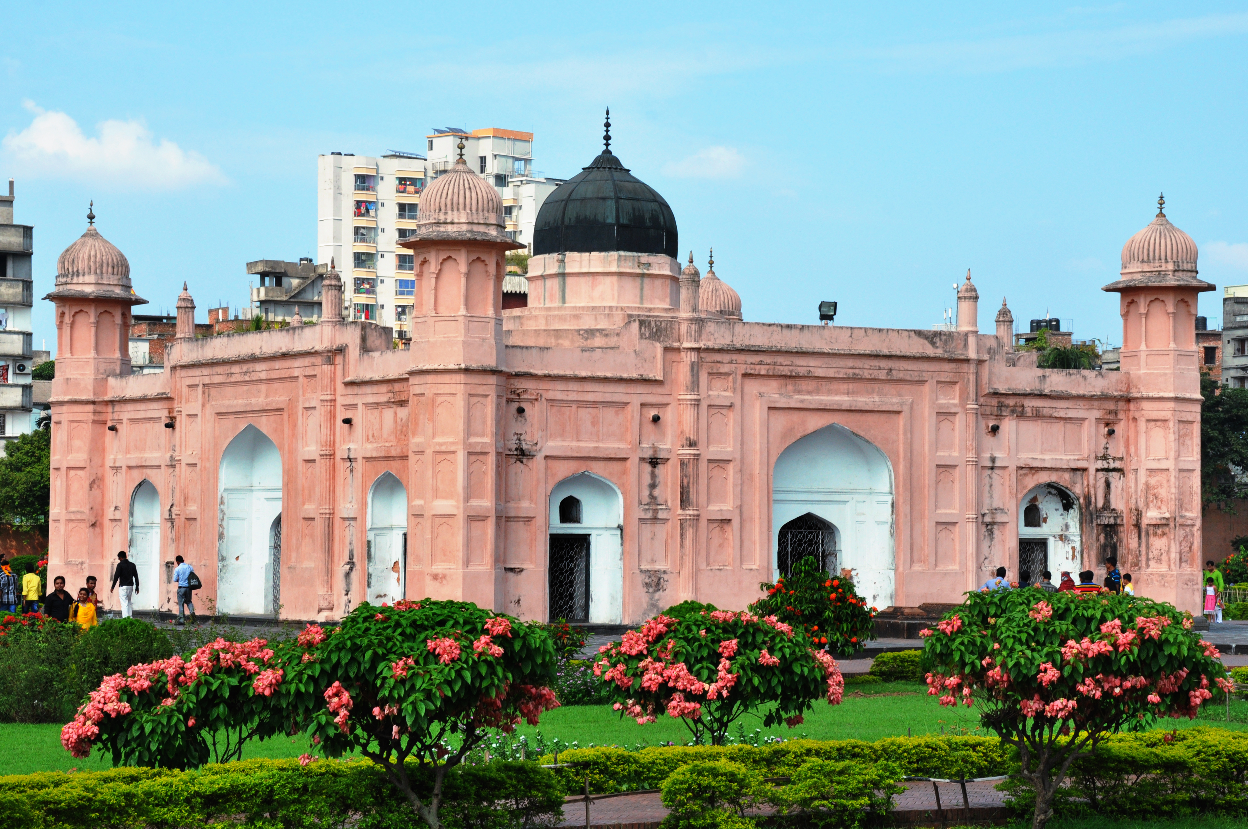 Lalbagh Kella (Lalbagh Fort), October 2014.jpg