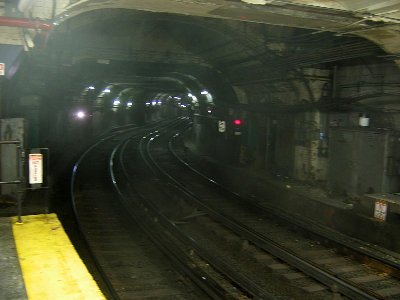 File:MBTA Blue Line tunnel inbound from State station.jpg
